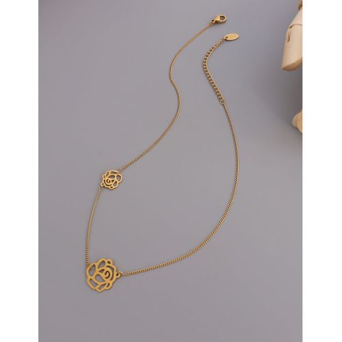 18K Gold Black Rose Necklace | P541